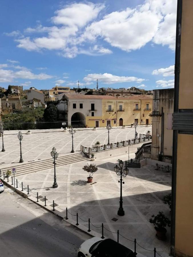 Montalbano House - Casa Vacanze Santa Margherita di Belice Eksteriør billede